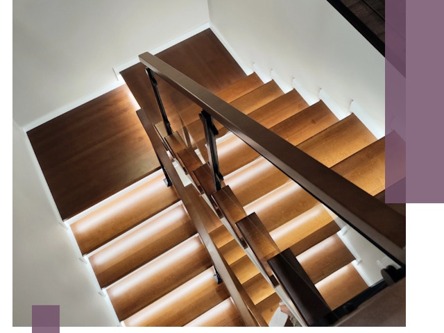 Изготовление П-образных лестниц под ключ в Устях-Куте