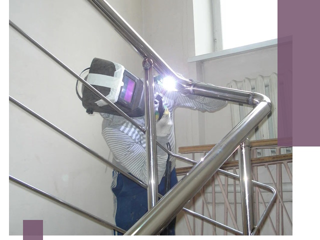 Монтаж перил и ограждений качественно в Устях-Куте