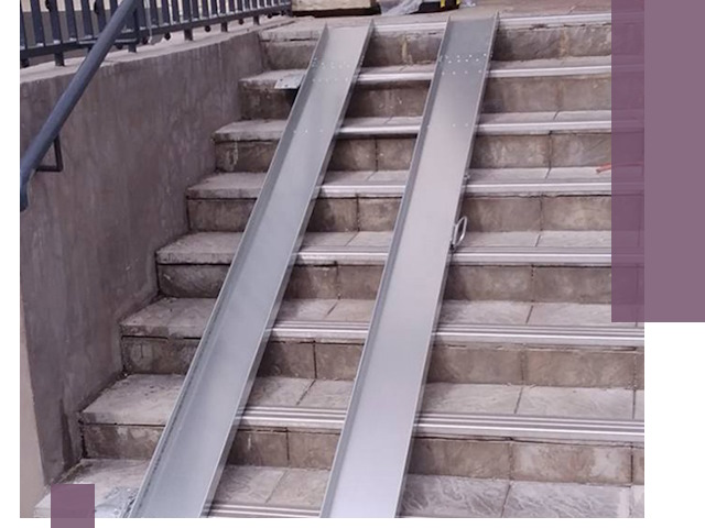 Демонтаж откидных пандусов профессионально в Устях-Куте