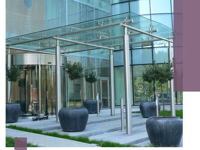 Навесы из стекла на заказ в Устях-Куте — монтаж и установка