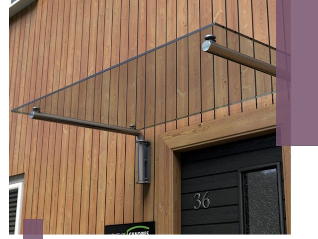 Стеклянные козырьки на входы и фасады в Устях-Куте