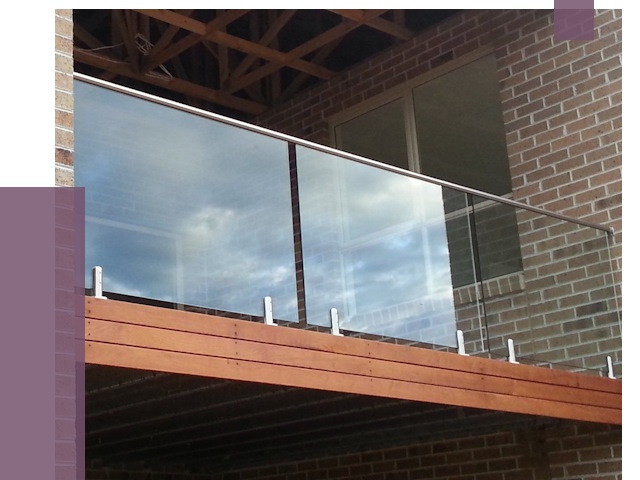 Стеклянные парапеты на крыше и террасе в Устях-Куте от 11584 руб. | ПРОЛЁТ-Утк